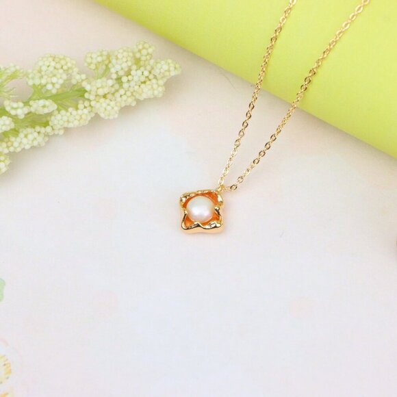 "Elegant Rose Gold Pearl Pendant Necklace for Women, XPNL1912 - Picture 3 of 13